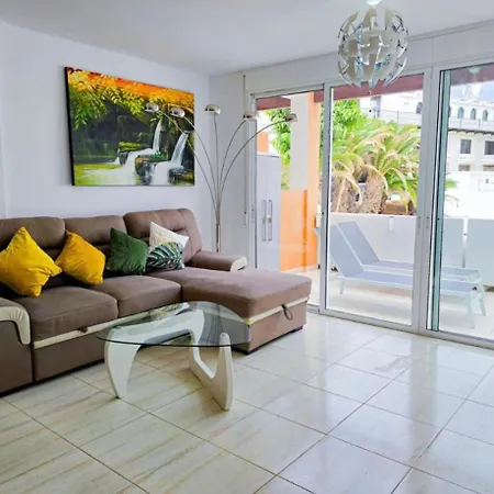 House Helen Golf Apartman *