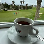 House Helen Golf *