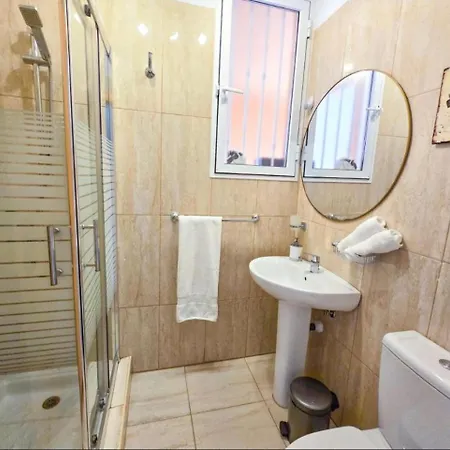 House Helen Golf Apartment *