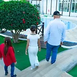 House Helen Golf